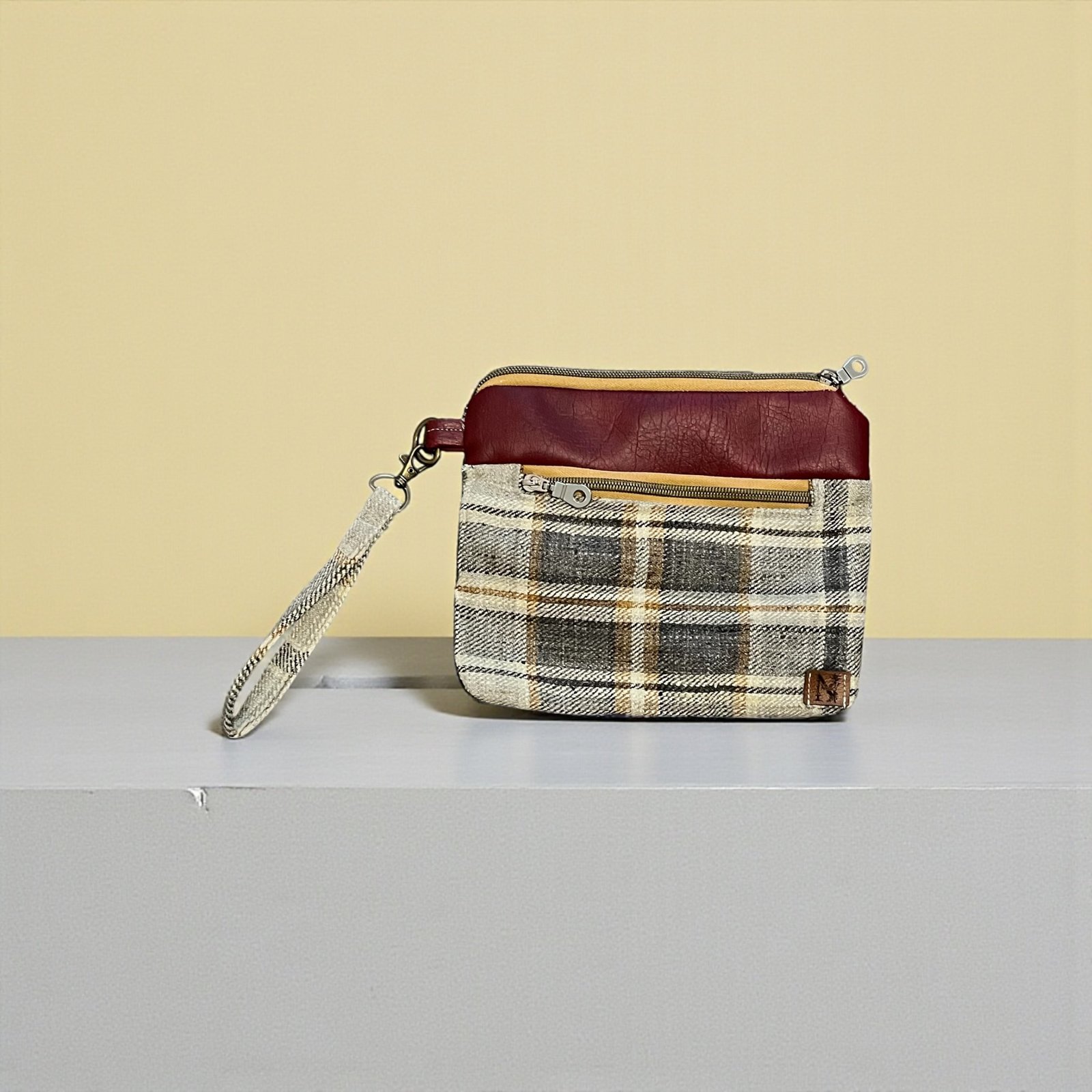 Hand Purse (Plaid) Medium